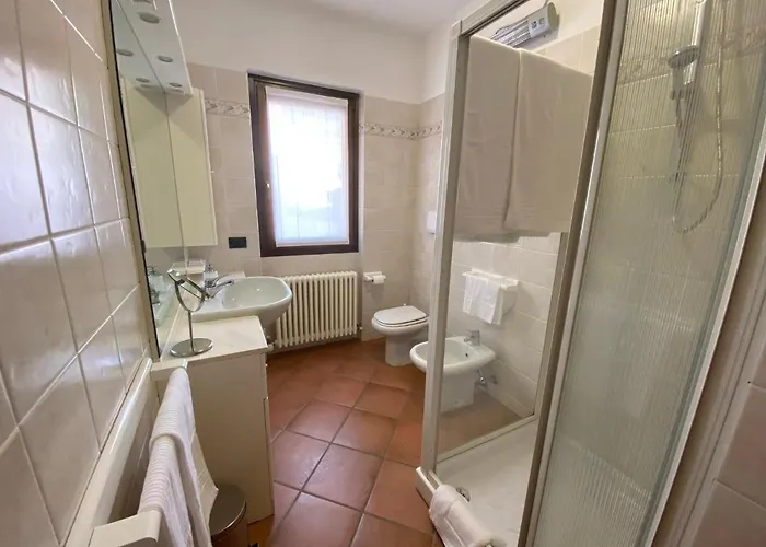 Ca' Rina Free Parking View Льерна